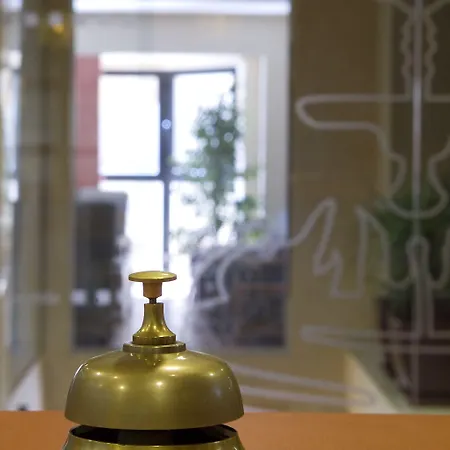 Avenida Hotel Requena