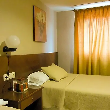 Hotel Avenida *