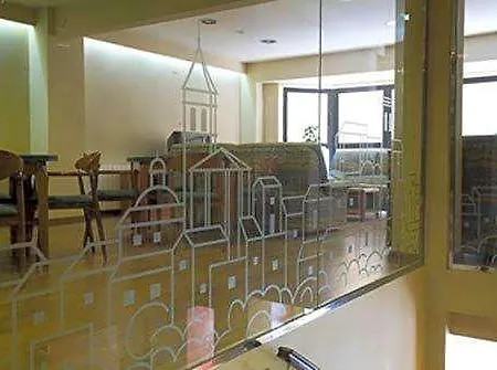 Avenida Hotel