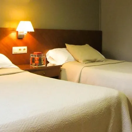 Hotel Avenida Requena